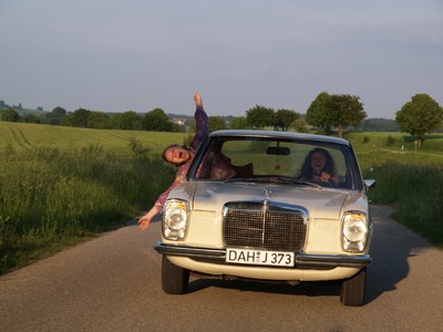 Beste Gegend - Rosalie Thomass & Anna Maria Sturm